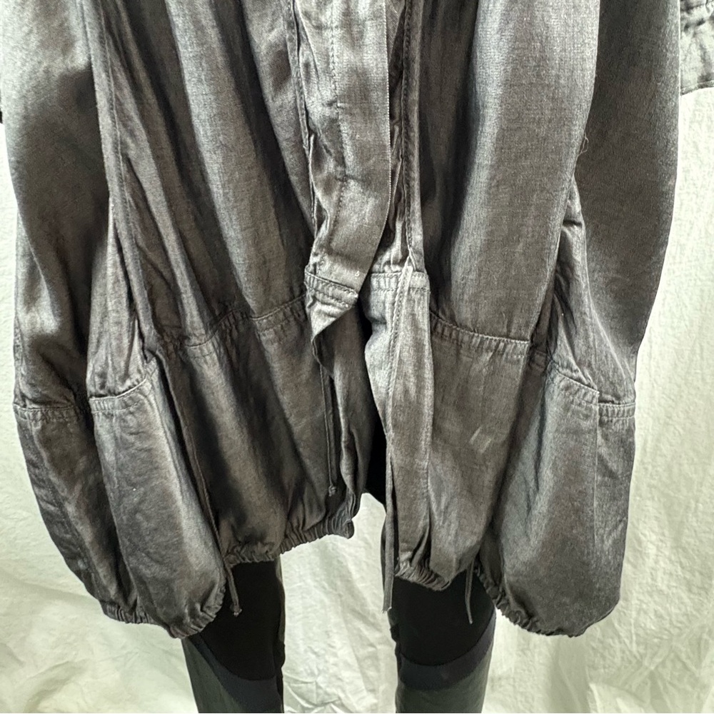 Akela Key Dark Charcoal Gray 3/4 Sleeve Tunic Style Button Down Top 42 - Picture 8 of 11